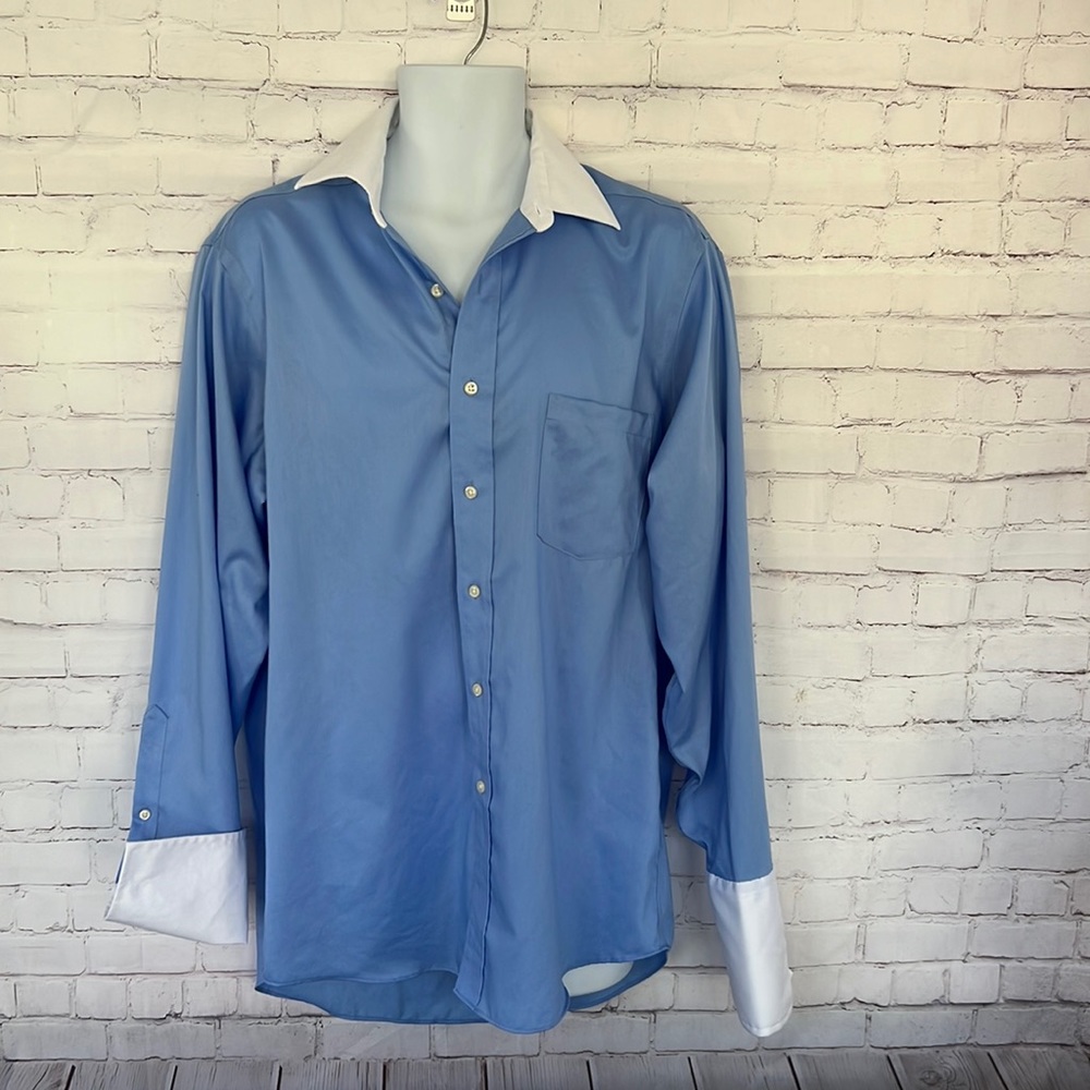 Donald J. Trump  non iron men’s button down blue shirt size 34/35